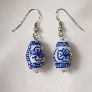 💙🤍Blue & White Porcelain Bead Dangle Earrings | Floral Ceramic Style🎏